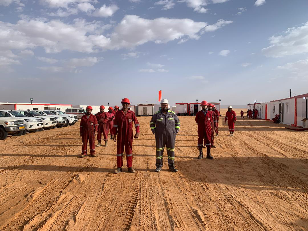 Moving Excavators Rig Move